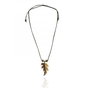 Kézzel készült ajándékok Baliról 18 Noble Leaf – fa unisex nyaklánc